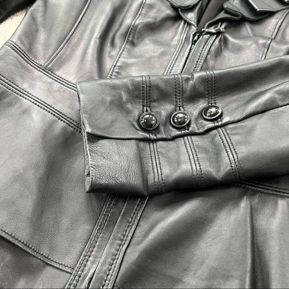 💔 SOLD 💔 White House Black Market Black Leather Peplum Jacket - Picture 11 of 13